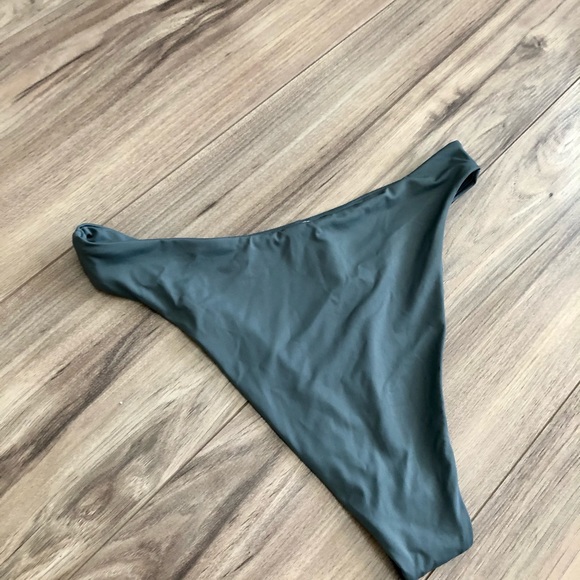 TIGER MIST BIKINI BOTTOMS - Picture 6 of 6